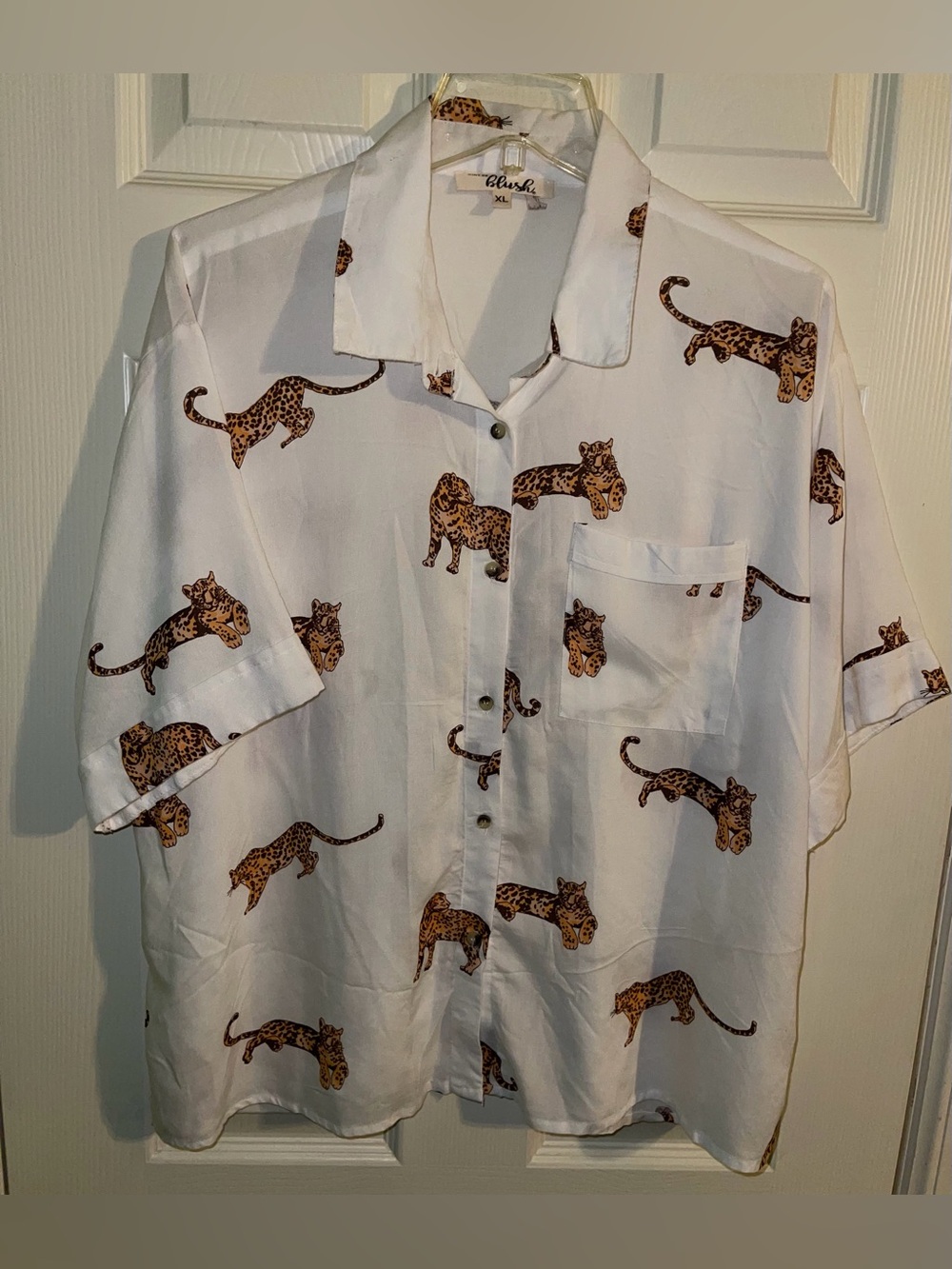 White Short-Sleeve Leopard Print Button-Up Shirt - XL